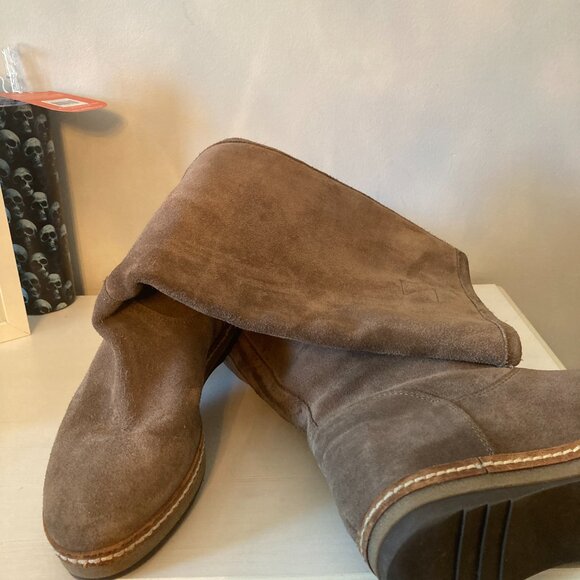 BOEMOS Grey Soft Leather Boots - EUC - Picture 8 of 12